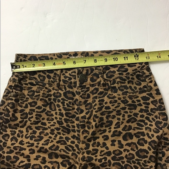 Time & Tru Leopard Hi Rise Straight Crop Jeans 2 - Picture 8 of 12